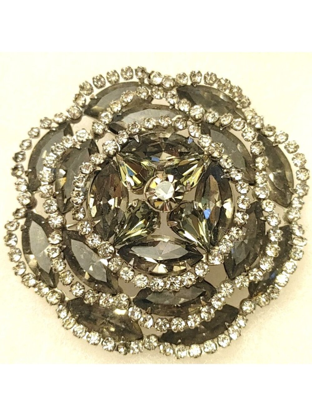 Weiss Rhinestone Brooch Pin Vintage Silver Tone Green Gray Crystals Statement